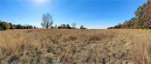 $380,000 | 11201-11999 Southeast 700th Highway, Collins, MO 64738