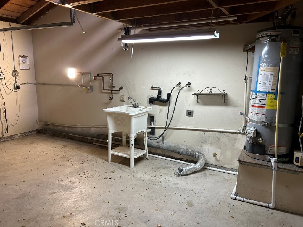 1743 Northview Place Paso Robles, CA 93446 - Photo 15 of 26 a view of a room with gym equipment