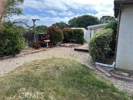 1743 Northview Place Paso Robles, CA 93446 - Photo 18 of 26 a view of a backyard with sitting area