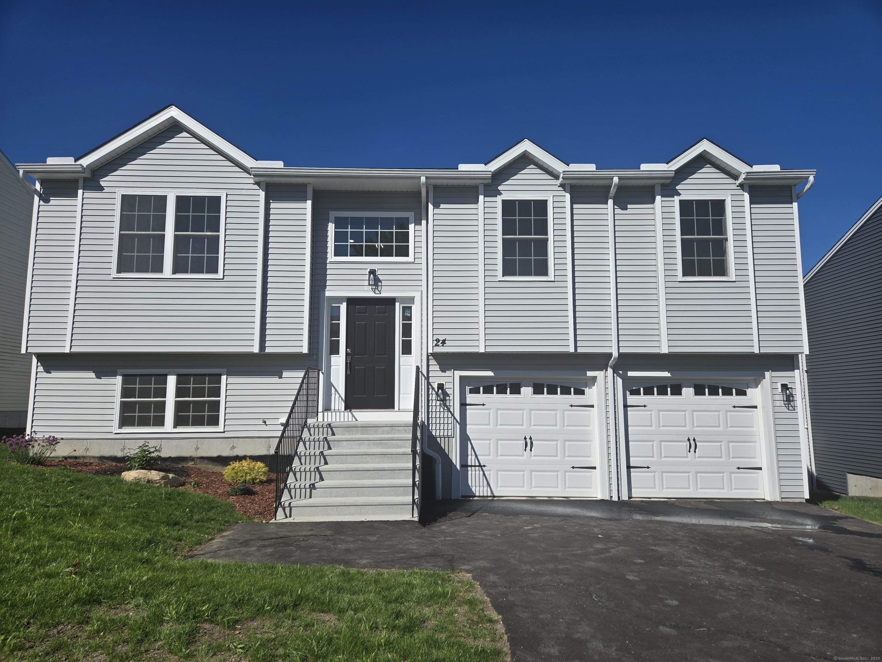 24 Yorktown Ridge Waterbury, CT 06704 - Photo 1 of 1 Gallery Image 1