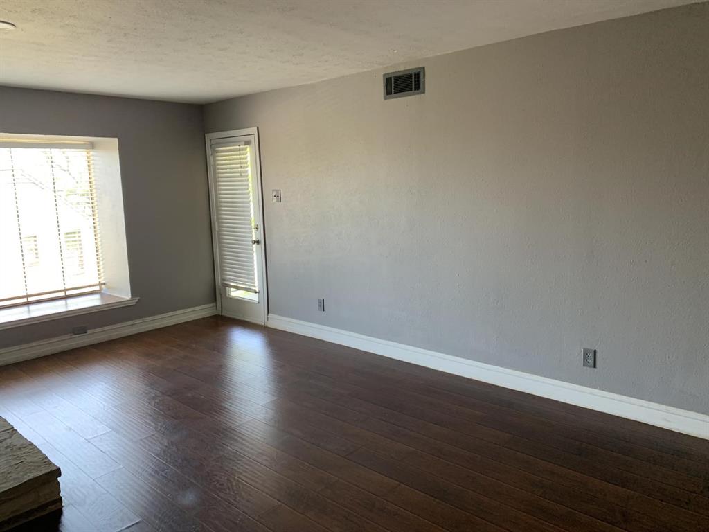 4602 Chaha Road, Unit 202 Garland, TX 75043 - Photo 5 of 18