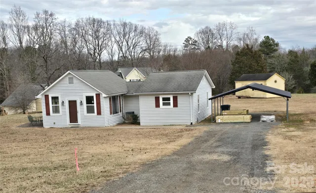 $235,000 | 7630 Crestwood Drive, Kannapolis, NC 28081