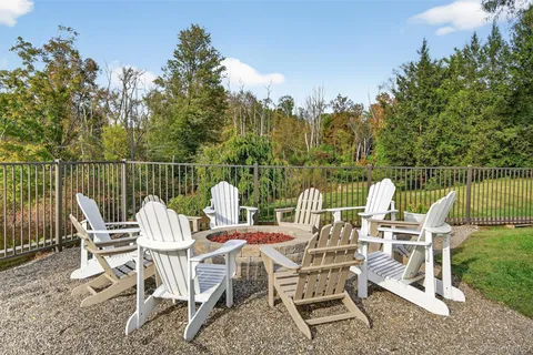 $950,000 | 23 Creek Road, Staatsburg, NY 12580