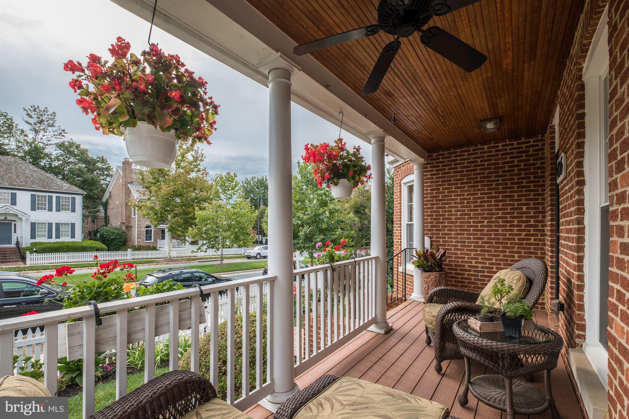 406 Tschiffely Square Road Gaithersburg, MD 20878 - Photo 4 of 71 Enjoy Morning Coffee