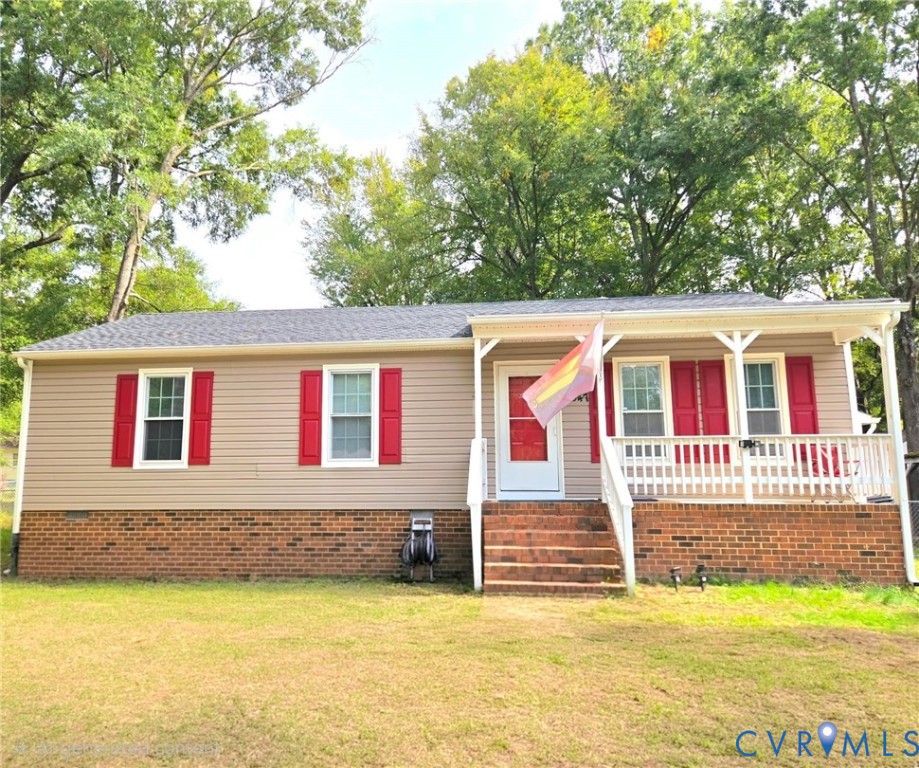 4647 Twelveoaks Road Midlothian, VA 23112 - Photo 1 of 1 Single-story residence featuring tan siding, red w