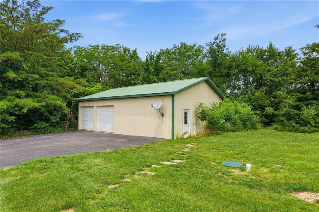 25290 Quivira Road Louisburg, KS 66053 - Photo 26 of 41