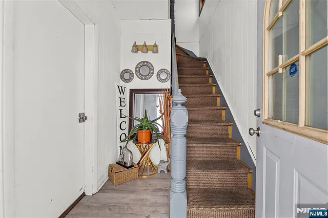 $725,000 | 119 Halstead Avenue, Wallington, NJ 07057