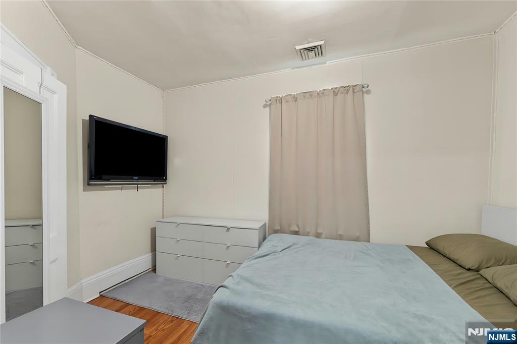 119 Halstead Avenue Wallington, NJ 07057 - Photo 26 of 50