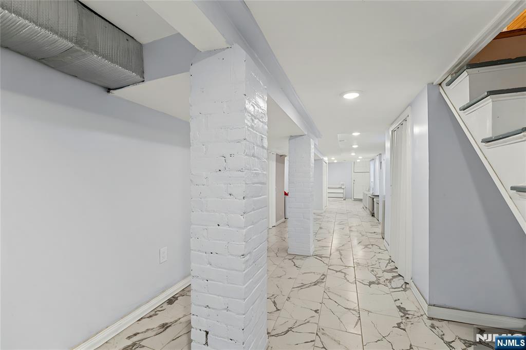 119 Halstead Avenue Wallington, NJ 07057 - Photo 31 of 50