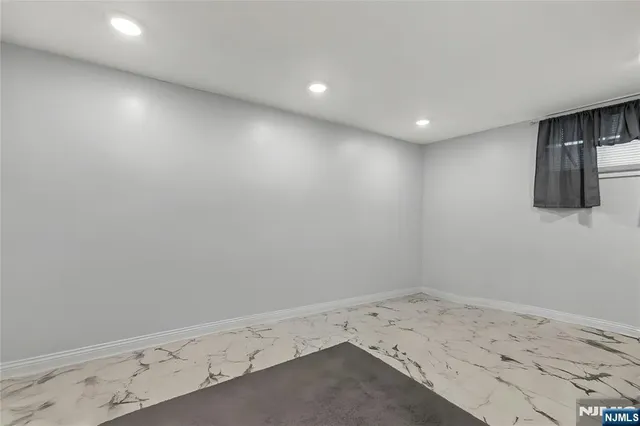 $725,000 | 119 Halstead Avenue, Wallington, NJ 07057