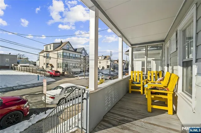 $725,000 | 119 Halstead Avenue, Wallington, NJ 07057