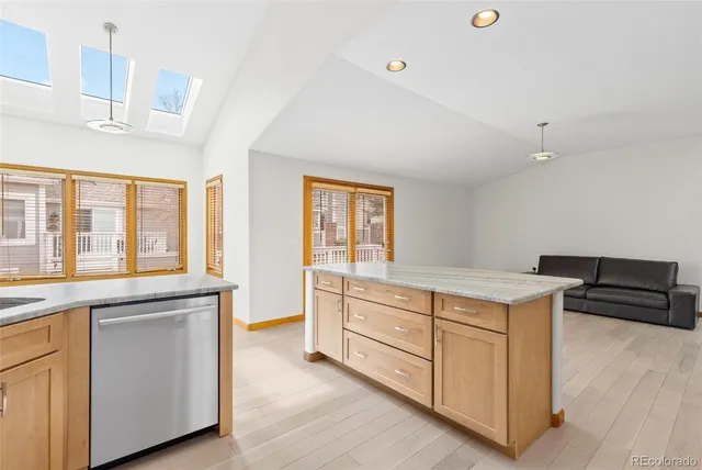 $600,000 | 7592 South Monaco Way, Centennial, CO 80112