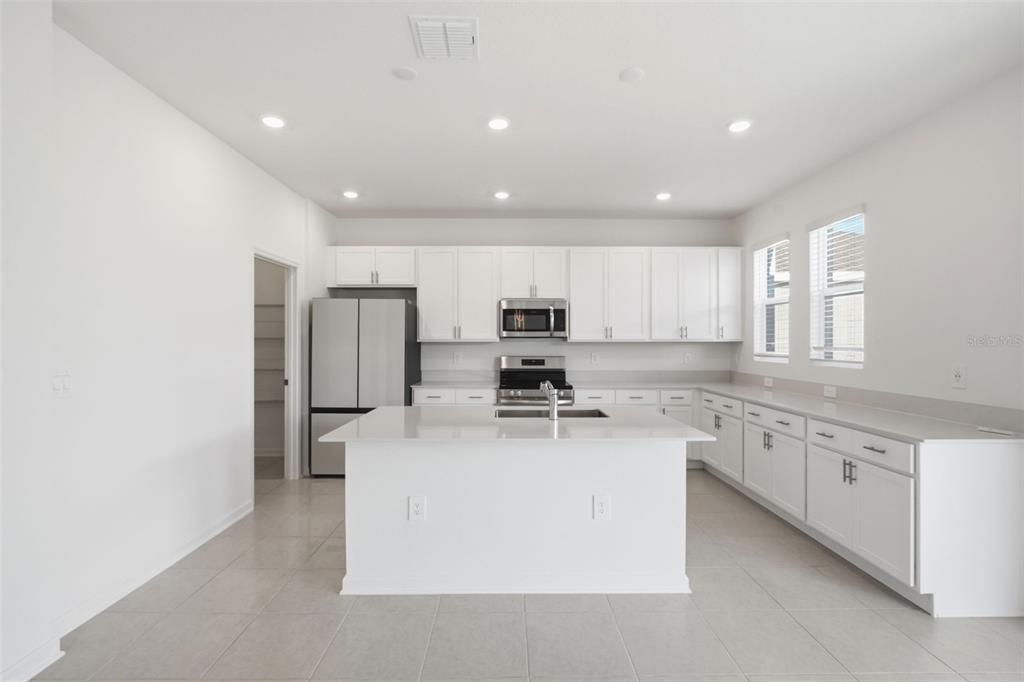 694 Peroni Avenue DeBary, FL 32713 - Photo 11 of 42
