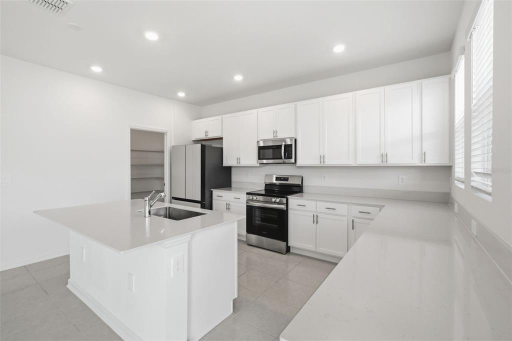 694 Peroni Avenue DeBary, FL 32713 - Photo 12 of 42