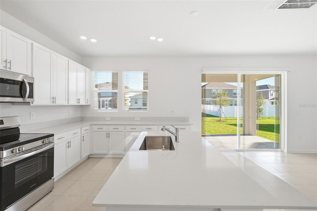 694 Peroni Avenue DeBary, FL 32713 - Photo 15 of 42