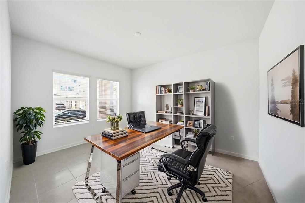 694 Peroni Avenue DeBary, FL 32713 - Photo 3 of 42