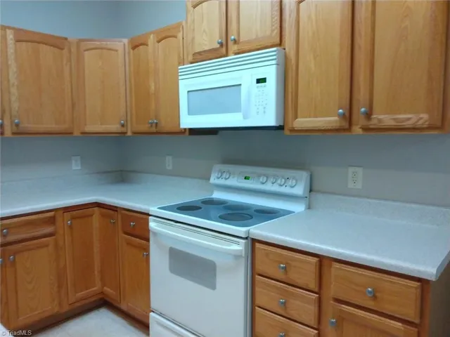 $1,990 | 7106 Holly Glen Court, Stokesdale, NC 27357