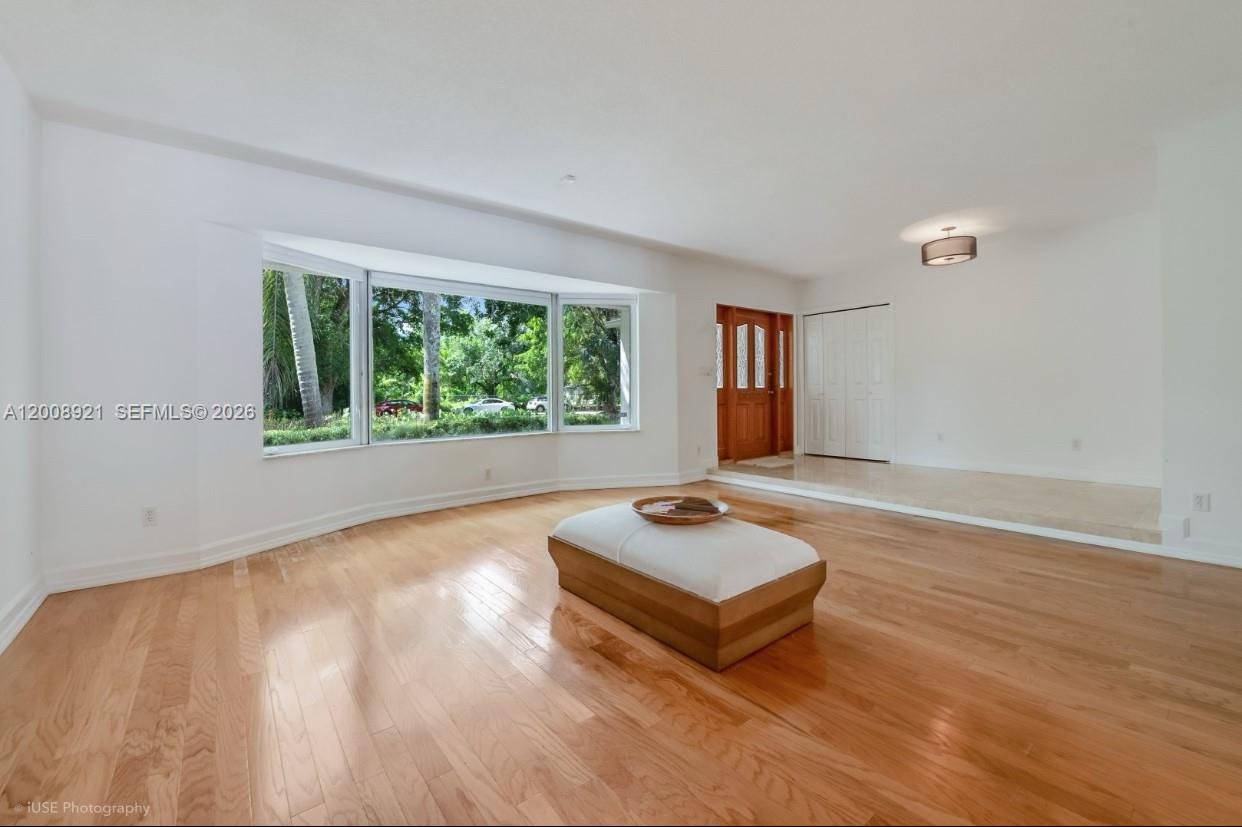 6875 Southwest 96th Street, Unit 6875 Pinecrest, FL 33156 - Photo 14 of 26