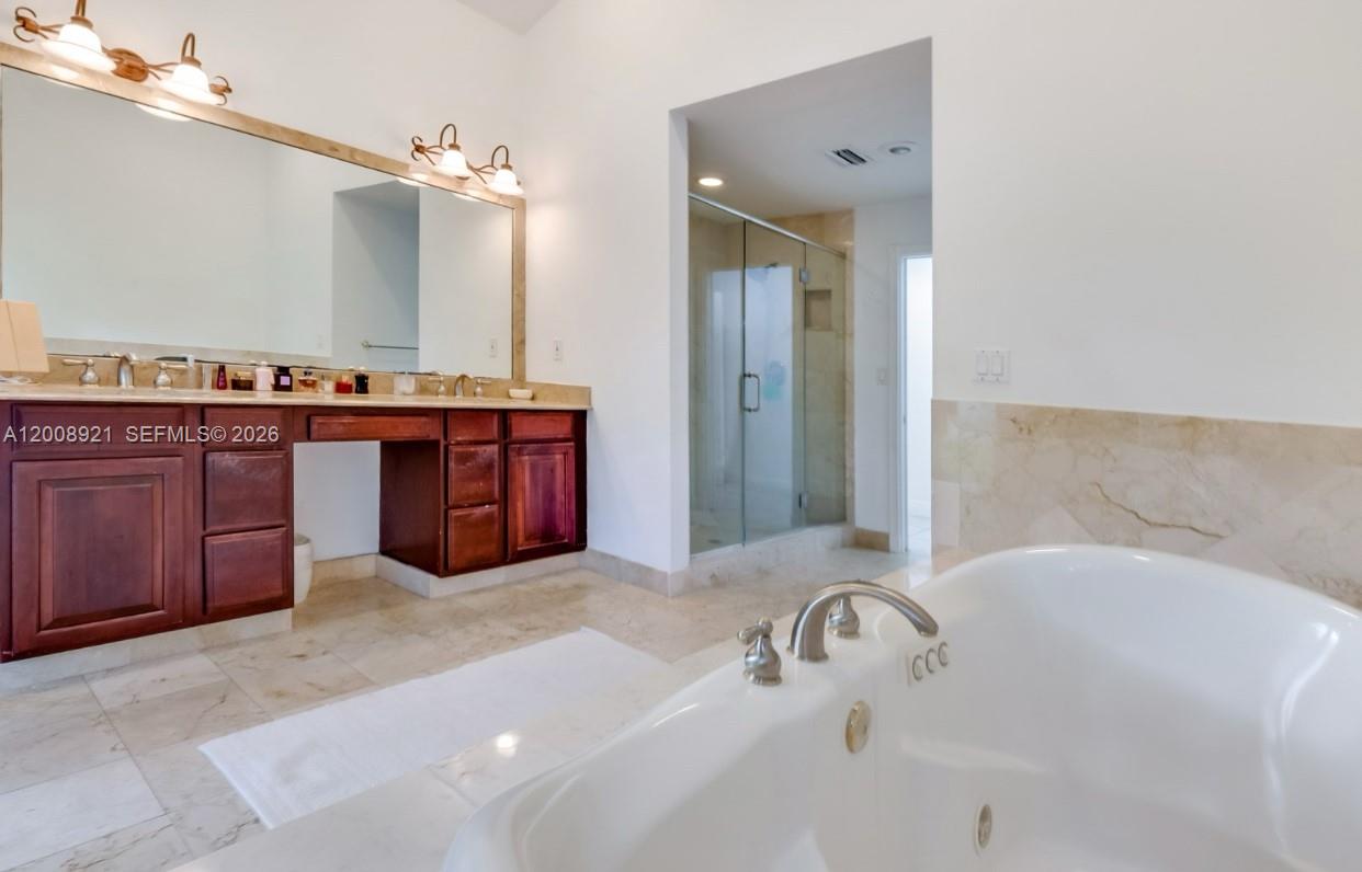 6875 Southwest 96th Street, Unit 6875 Pinecrest, FL 33156 - Photo 17 of 26 Primary