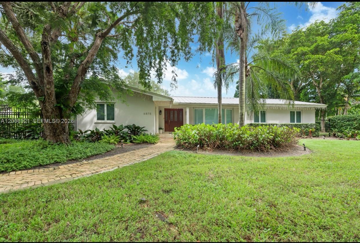 6875 Southwest 96th Street, Unit 6875 Pinecrest, FL 33156 - Photo 3 of 26