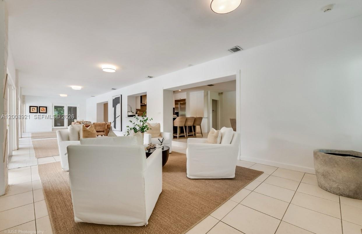 6875 Southwest 96th Street, Unit 6875 Pinecrest, FL 33156 - Photo 8 of 26
