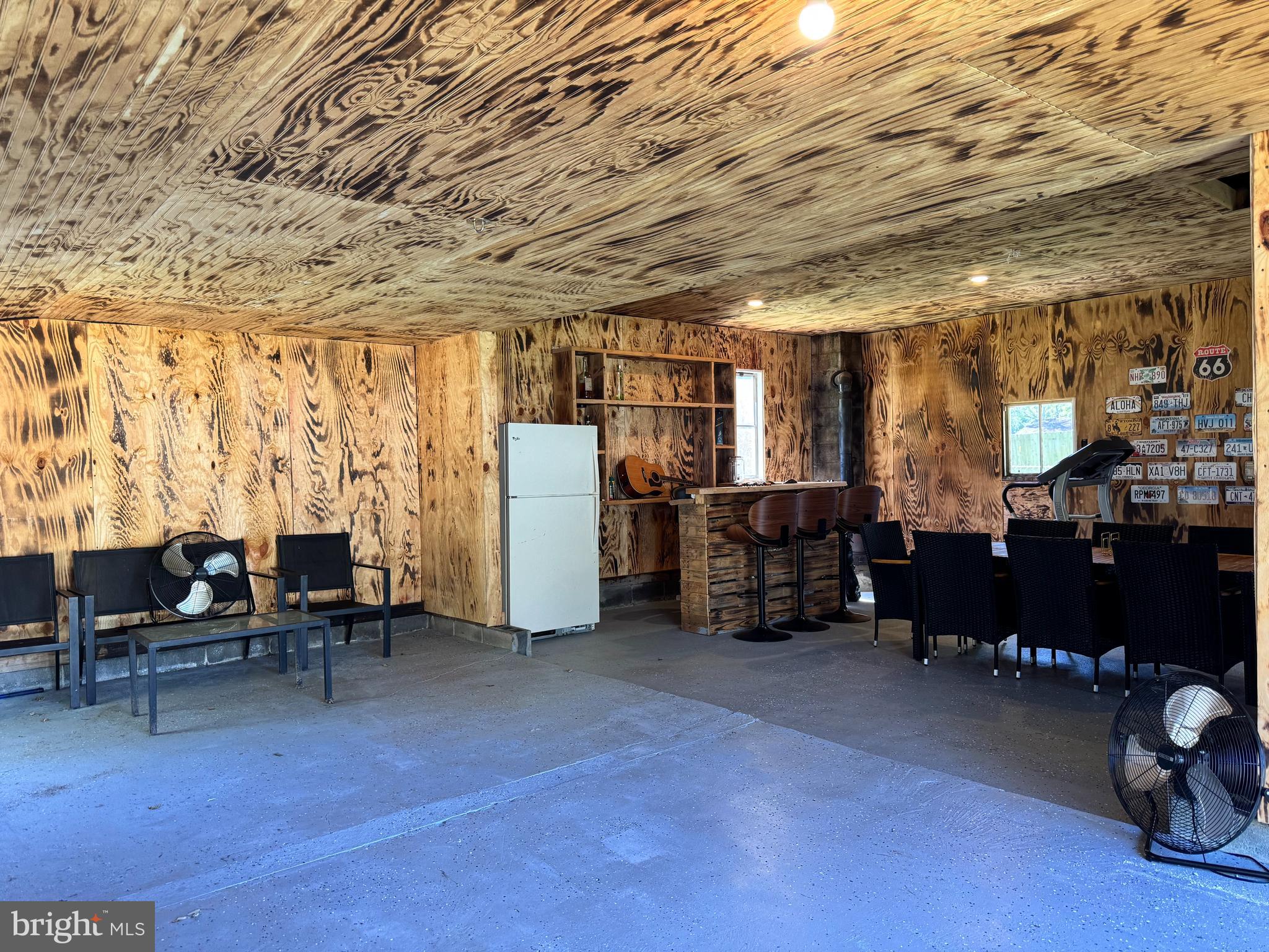 30483 Bennett Road Salisbury, MD 21804 - Photo 38 of 46 a living room with furniture and a large window