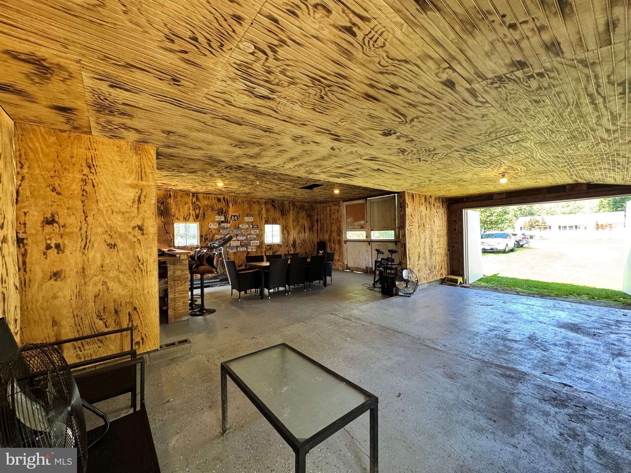 30483 Bennett Road Salisbury, MD 21804 - Photo 44 of 46 a view of a livingroom with furniture and a garage
