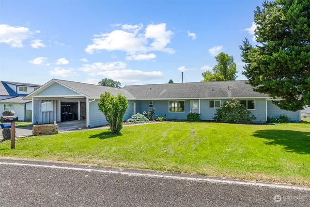 $552,500 | 211 North Welcome Slough Road, Cathlamet, WA 98612