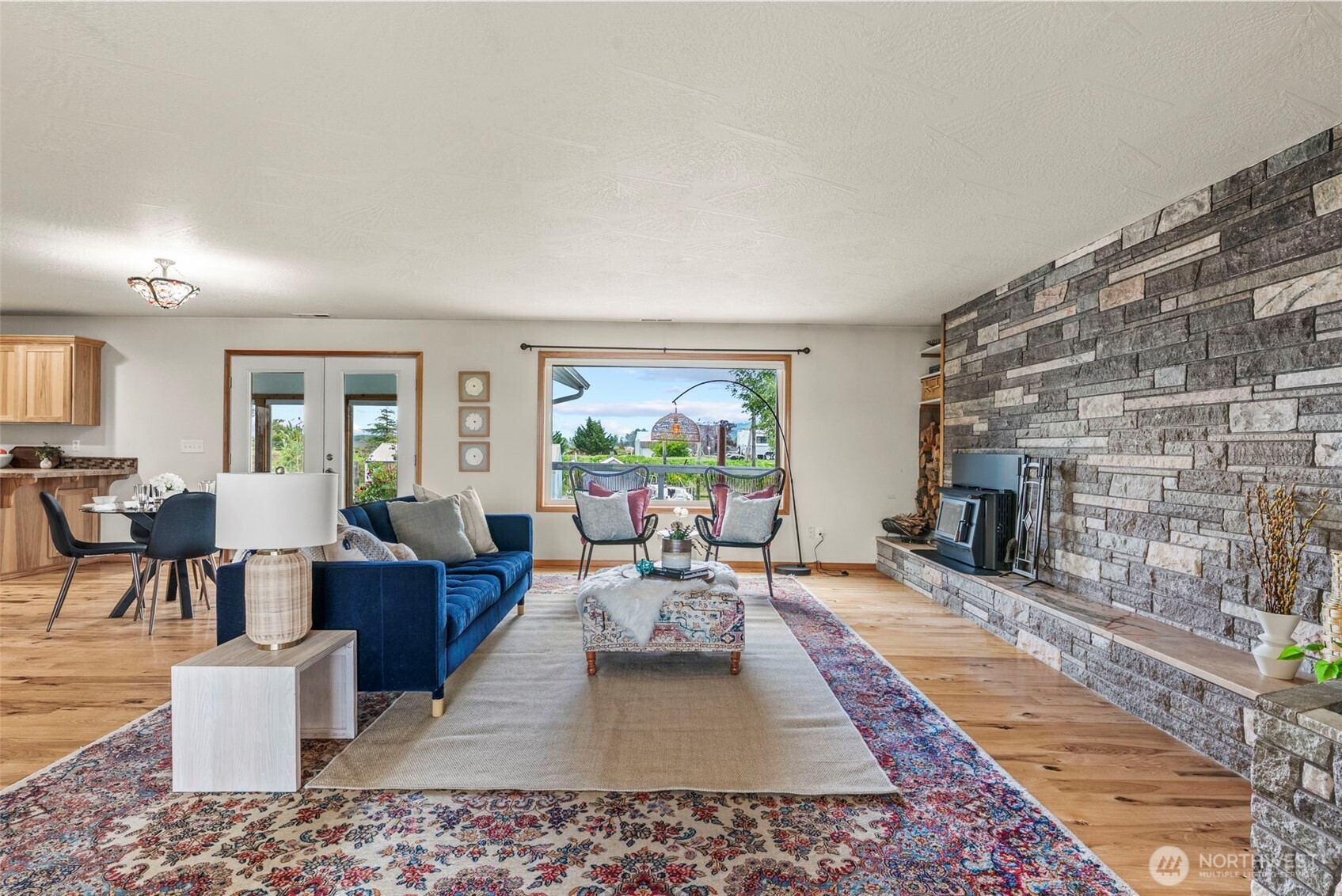 211 North Welcome Slough Road Cathlamet, WA 98612 - Photo 13 of 40