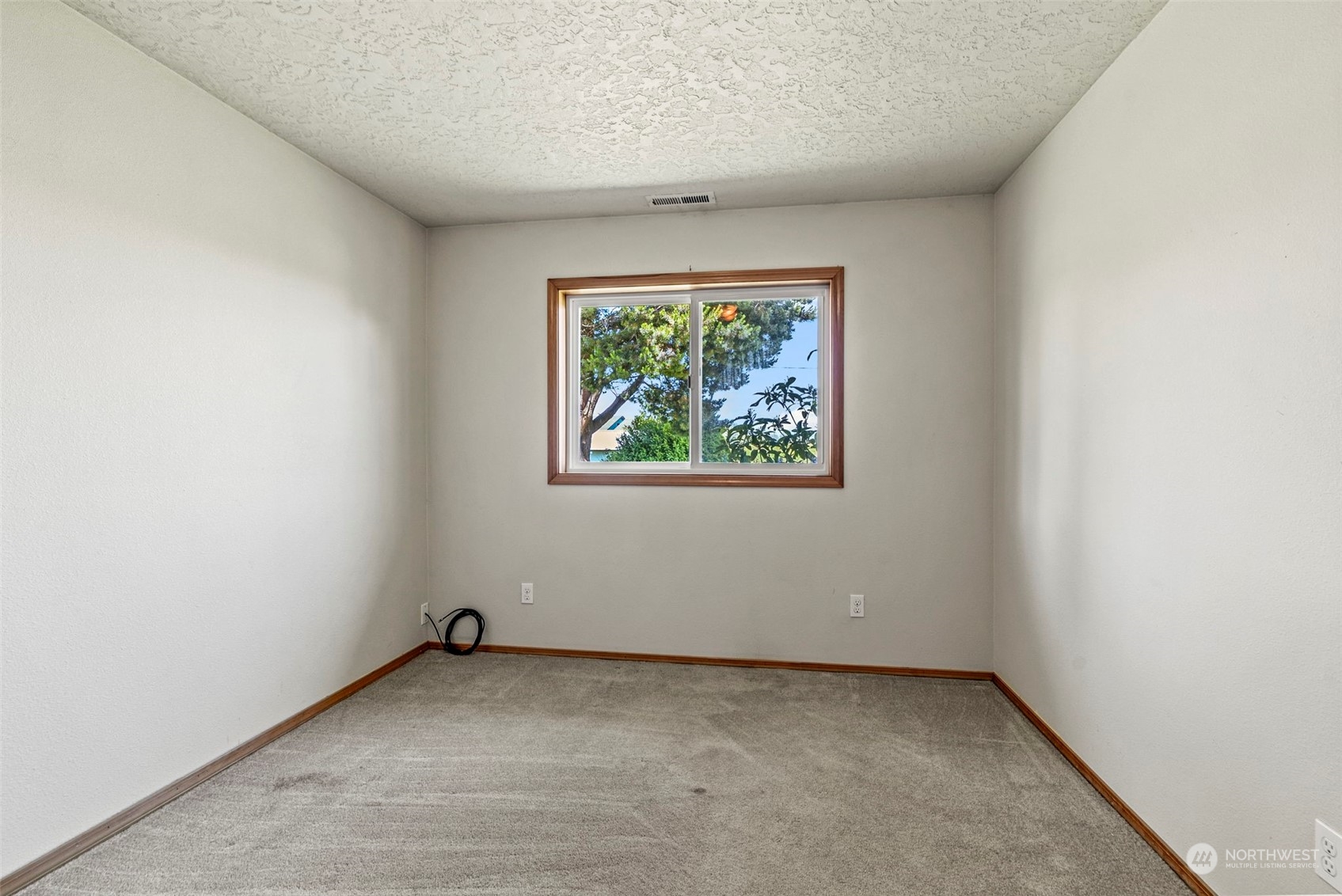 211 North Welcome Slough Road Cathlamet, WA 98612 - Photo 23 of 40