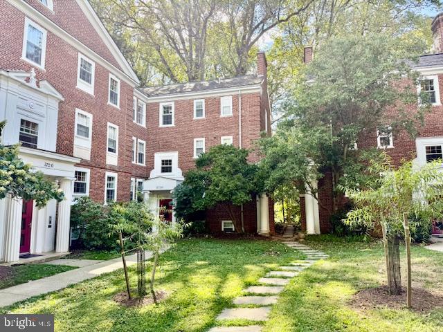 3720 39th Street Northwest, Unit D166 Washington, DC 20016 - Photo 23 of 58 Courtyard