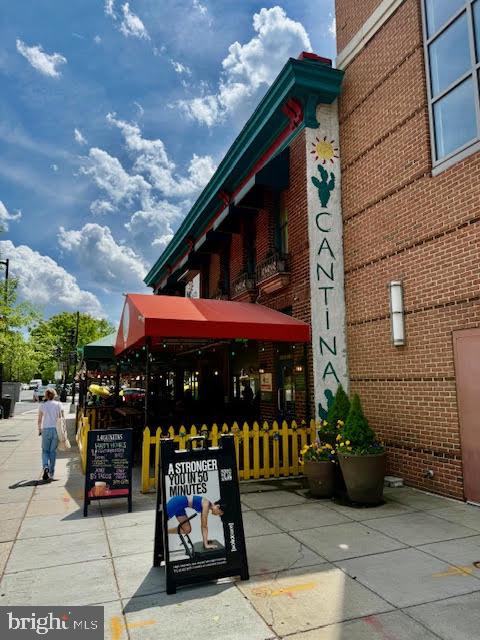 3720 39th Street Northwest, Unit D166 Washington, DC 20016 - Photo 50 of 58 Nearby restaurants