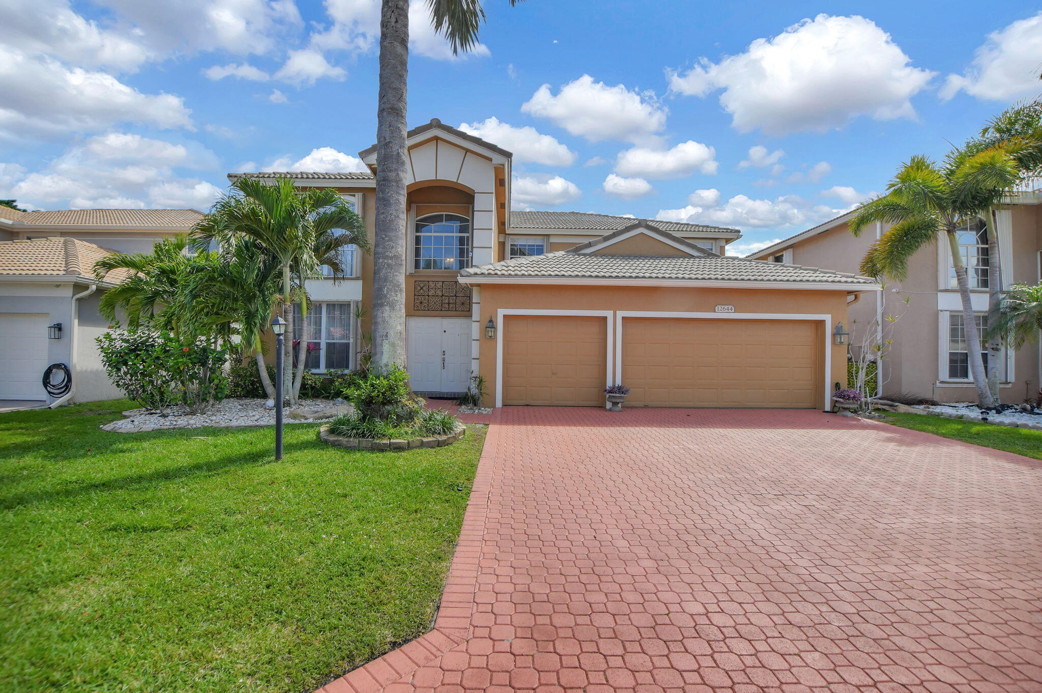 12644 Little Palm Lane Boca Raton, FL 33428 - Photo 4 of 41 49-web-or-mls-DSC_0931