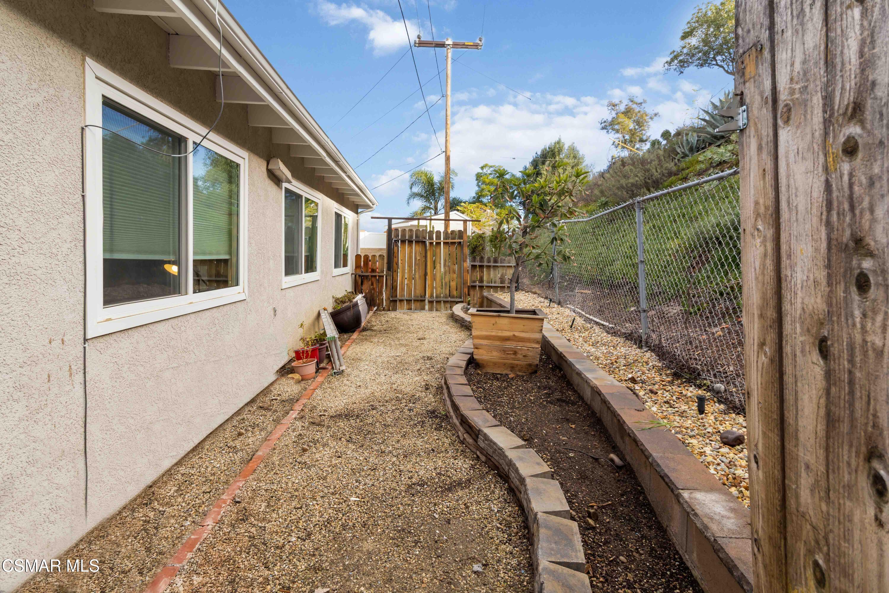 705 Wishard Avenue Simi Valley, CA 93065 - Photo 39 of 50