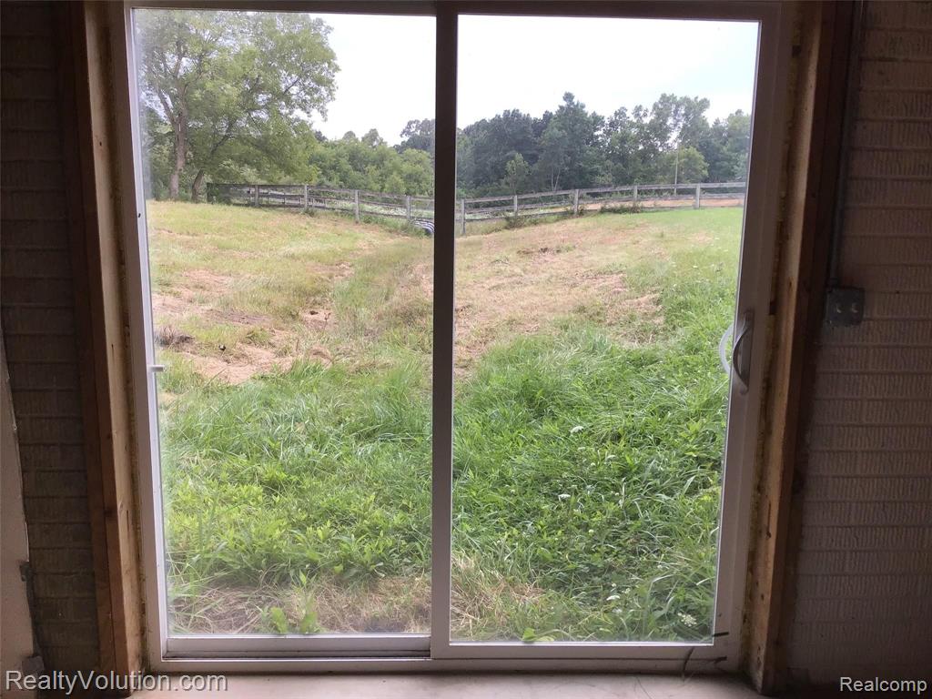 4664 Metamora Road Metamora, MI 48455 - Photo 12 of 31