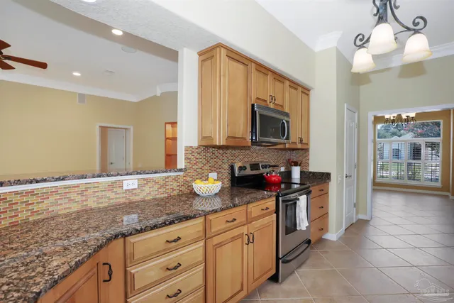 $540,000 | 1364 Autumn Breeze Circle, Gulf Breeze, FL 32563