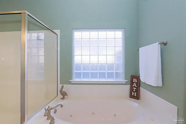 $540,000 | 1364 Autumn Breeze Circle, Gulf Breeze, FL 32563