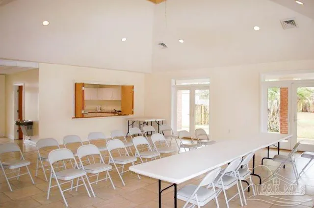 $540,000 | 1364 Autumn Breeze Circle, Gulf Breeze, FL 32563