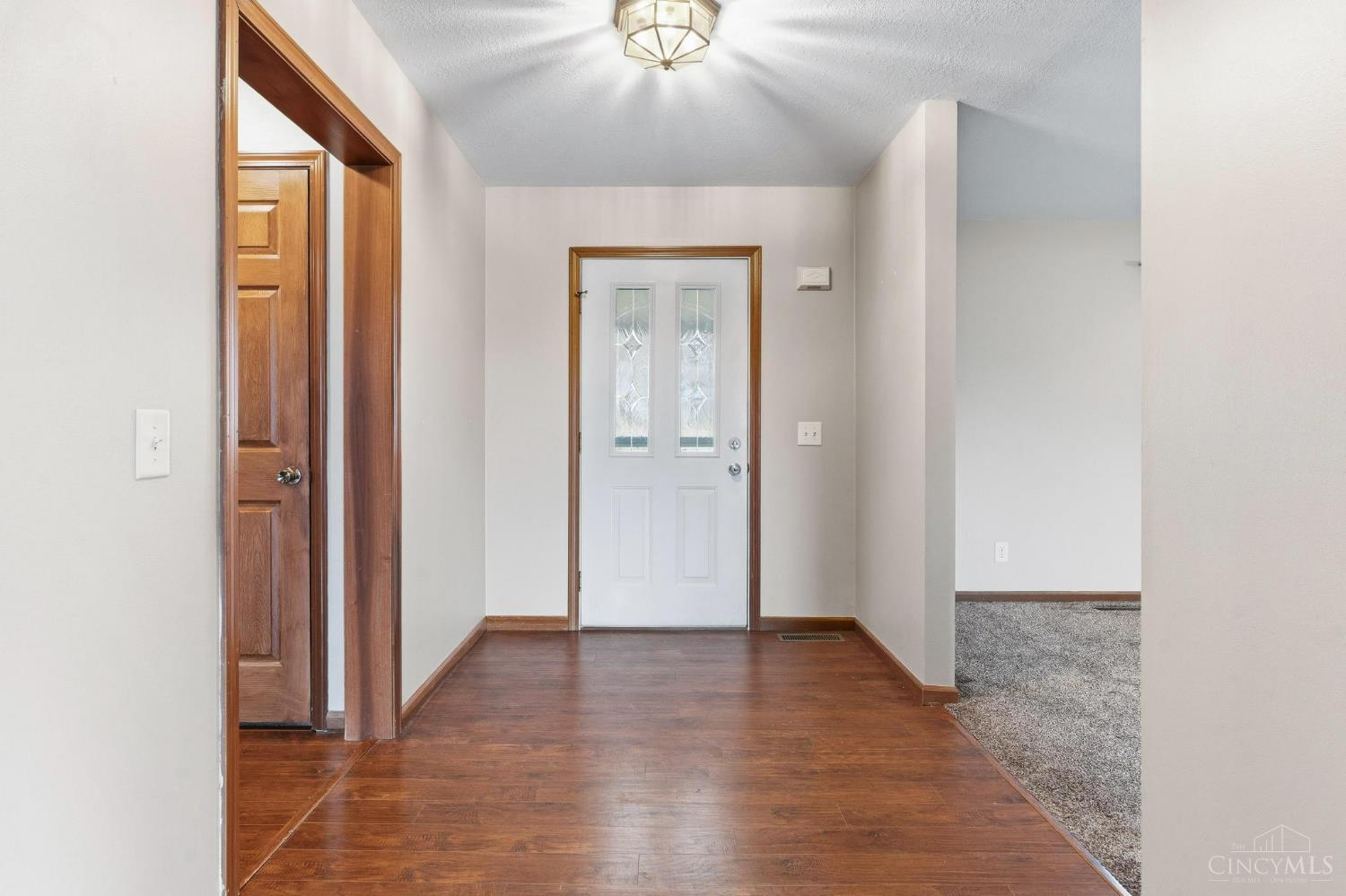 619 Sycamore Road Midland, OH 45148 - Photo 11 of 50