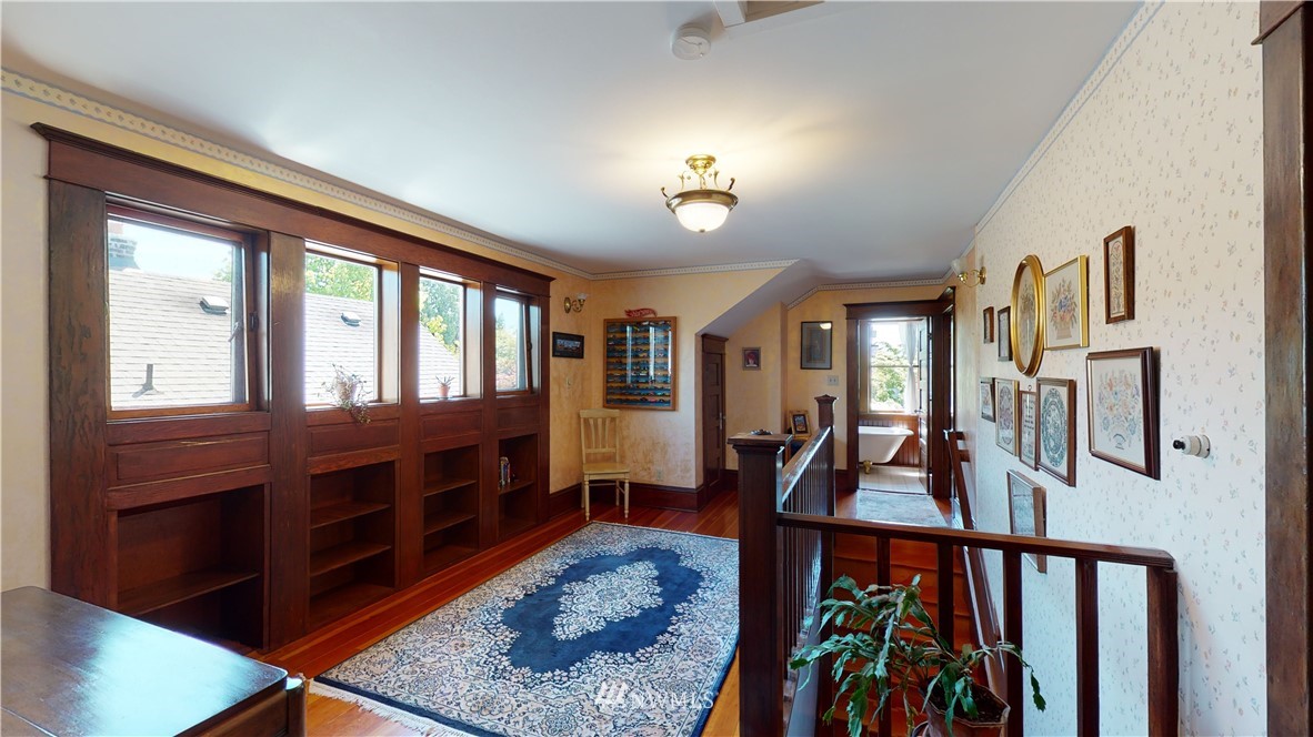 1205 North 47th Street Seattle, WA 98103 - Photo 14 of 17 Gallery Image 14