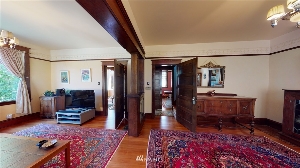 1205 North 47th Street Seattle, WA 98103 - Photo 8 of 17 Gallery Image 8