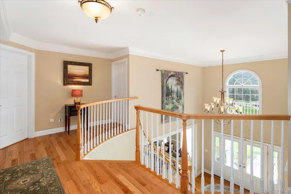$1,350,000 | 15 Hallocks Run, Somers, NY 10589