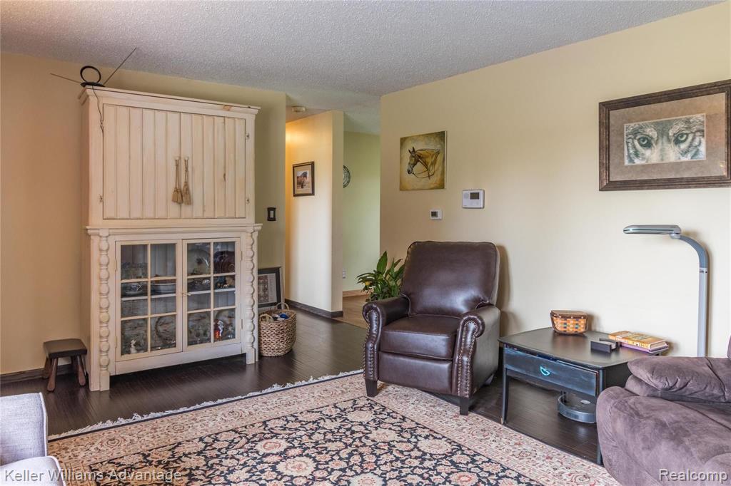 1254 Baldwin Road Monroe, MI 48162 - Photo 7 of 59