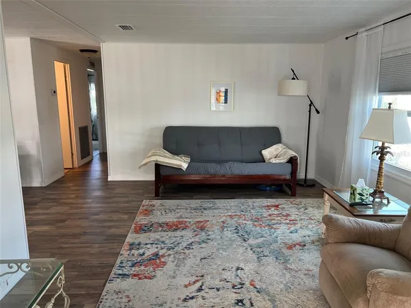 $99,900 | 576 Queen Palm, Largo, FL 33778