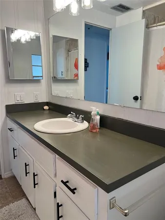 $99,900 | 576 Queen Palm, Largo, FL 33778