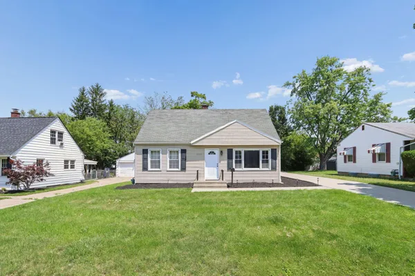 $320,000 | 3022 Templeton Road, Columbus, OH 43209