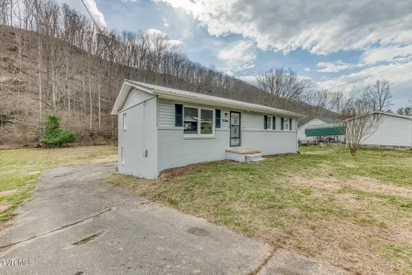 $189,900 | 4877 Yuma Road, Gate City, VA 24251