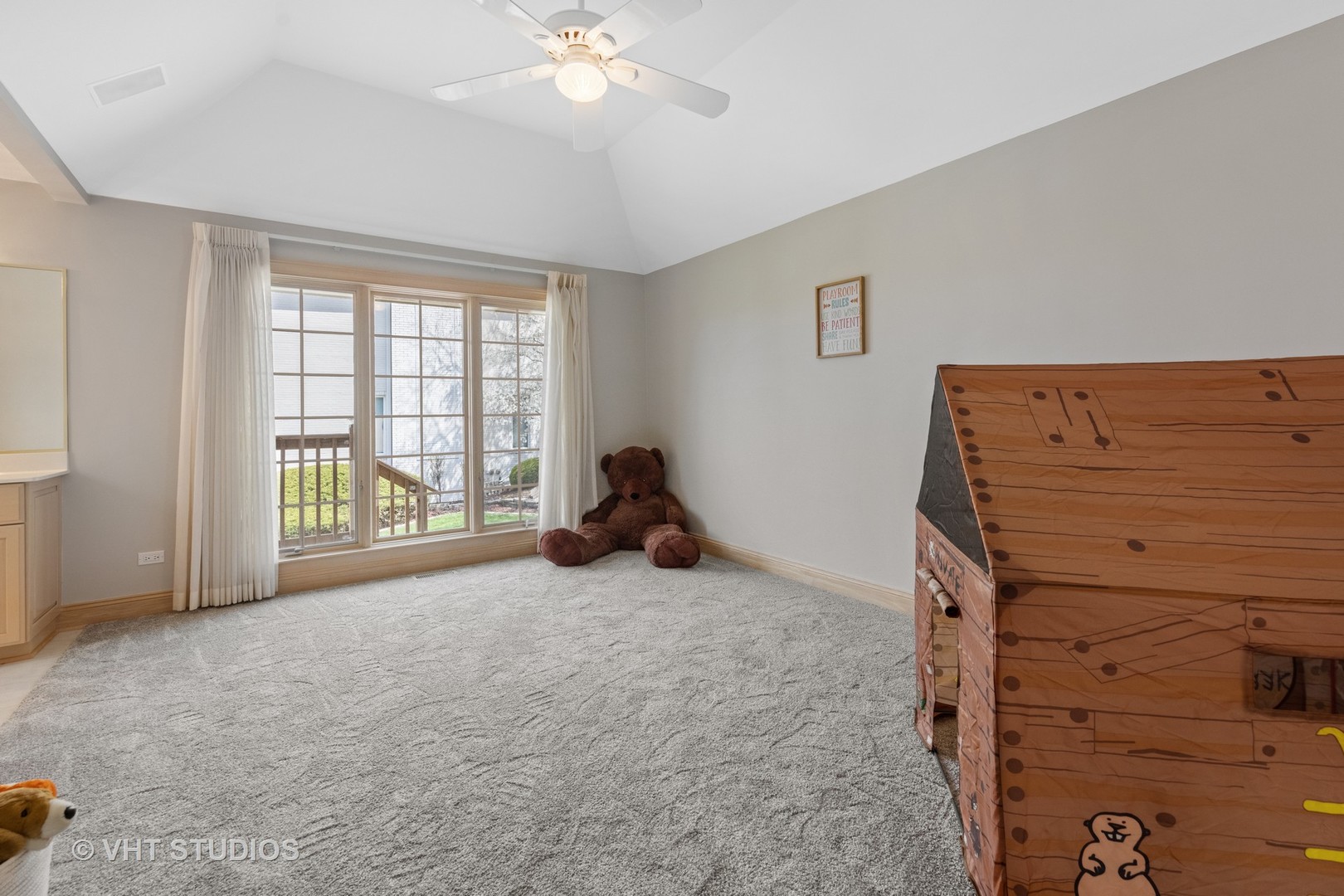 101 Windmill Road Orland Park, IL 60467 - Photo 23 of 56 a bed room with a bed and a television