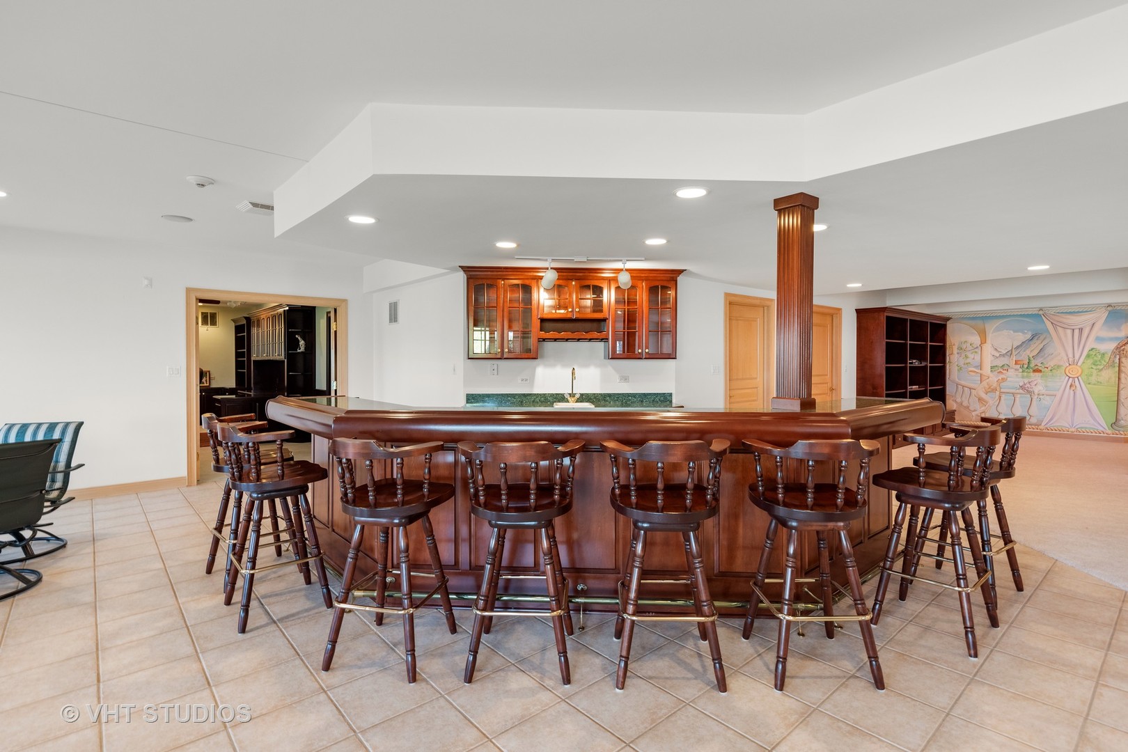 101 Windmill Road Orland Park, IL 60467 - Photo 40 of 56 a view of a dining room with furniture