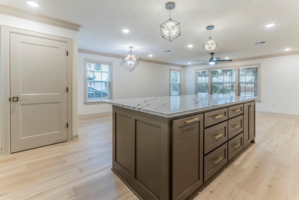 804 North 43rd Street Waco, TX 76710 - Photo 11 of 27